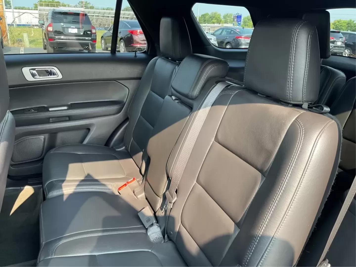 2015 Ford Explorer Limited (1FM5K8F86FG) with an 3.5L V-6 DOHC engine, located at 1865 W 2nd St., Xenia, OH, 45385, (937) 372-7777, 39.681259, -83.961945 - **Explore Your Next Adventure with the 2015 Ford Explorer Limited at Jamestown Auto Sales!**<br /> <br /> If you're seeking a versatile vehicle that meets the demands of your active lifestyle, look no further than the 2015 Ford Explorer Limited, available now at Jamestown Auto Sales in Xenia, OH. Th - Photo#23
