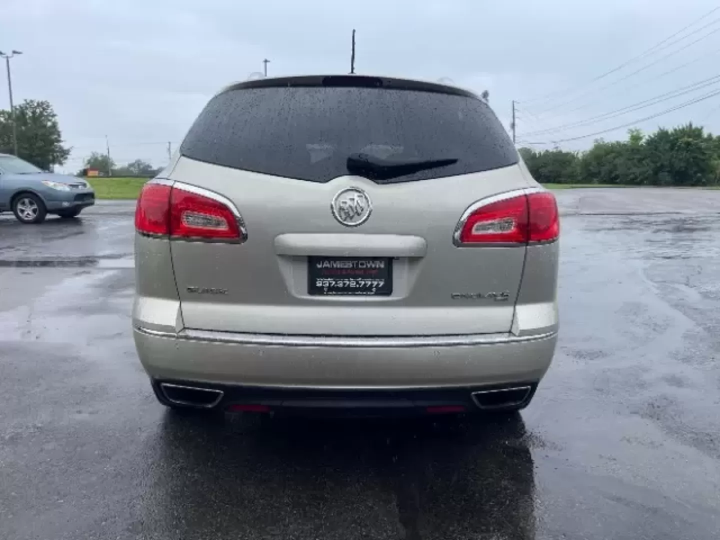 2013 Buick Enclave Leather (5GAKVCKD7DJ) with an 3.6L V-6 gasoline direct injection engine, located at 1865 W 2nd St., Xenia, OH, 45385, (937) 372-7777, 39.681259, -83.961945 - **Discover the Perfect Family SUV: 2013 Buick Enclave at Jamestown Auto Sales!**<br /> <br /> Are you searching for a vehicle that combines style, comfort, and functionality for your growing family? Look no further than this stunning 2013 Buick Enclave, now available at Jamestown Auto Sales in Xenia - Photo#3