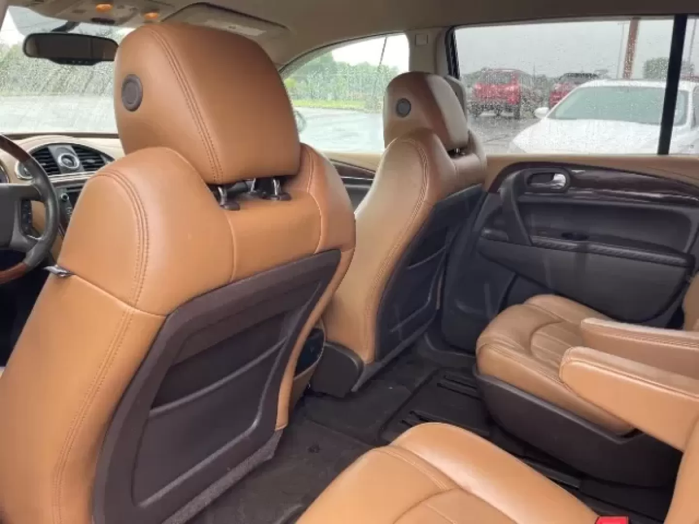 2013 Buick Enclave Leather (5GAKVCKD7DJ) with an 3.6L V-6 gasoline direct injection engine, located at 1865 W 2nd St., Xenia, OH, 45385, (937) 372-7777, 39.681259, -83.961945 - **Discover the Perfect Family SUV: 2013 Buick Enclave at Jamestown Auto Sales!**<br /> <br /> Are you searching for a vehicle that combines style, comfort, and functionality for your growing family? Look no further than this stunning 2013 Buick Enclave, now available at Jamestown Auto Sales in Xenia - Photo#9