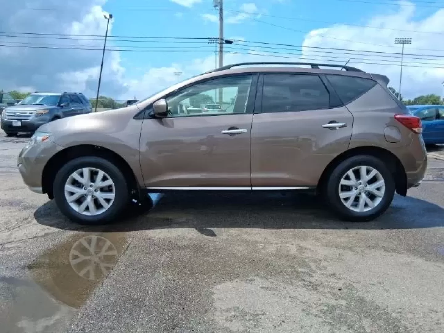 2012 Nissan Murano SL (JN8AZ1MW6CW) with an 3.5L V-6 DOHC engine, located at 1865 W 2nd St., Xenia, OH, 45385, (937) 372-7777, 39.681259, -83.961945 - **Explore Adventure and Comfort with the 2012 Nissan Murano SL at Jamestown Auto Sales!**<br /> <br /> Are you ready for your next family adventure or daily commute without sacrificing comfort and style? Look no further than the stunning 2012 Nissan Murano SL, available now at Jamestown Auto Sales i - Photo#2