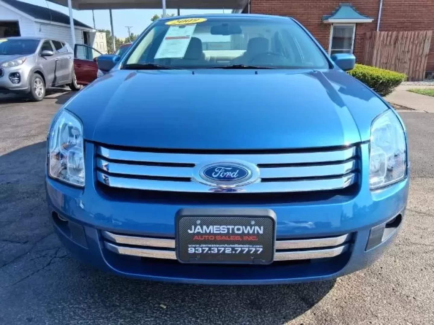 2009 Ford Fusion SE (3FAHP071X9R) with an Duratec 3L V-6 DOHC engine, located at 1865 W 2nd St., Xenia, OH, 45385, (937) 372-7777, 39.681259, -83.961945 - Experience the perfect blend of style, performance, and practicality with the 2009 Ford Fusion SE, available now at Jamestown Auto Sales in Xenia, OH. Whether you're a growing family looking for a reliable daily driver, a commuter seeking comfort on long trips, or someone who enjoys weekend adventur - Photo#4