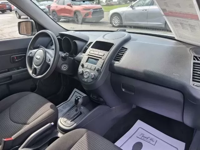 2013 Kia Soul Base (KNDJT2A58D7) with an 1.6L L4 DOHC 16V engine, 5-Speed Manual transmission, located at 1865 W 2nd St., Xenia, OH, 45385, (937) 372-7777, 39.681259, -83.961945 - **Discover the Perfect Wagon for Your Daily Adventures!** <br /> <br /> Are you looking for a versatile vehicle that can easily adapt to both your daily commutes and weekend getaways? Look no further than this 2013 Kia Soul, proudly offered by Jamestown Auto Sales, your trusted buy here pay here de - Photo#8