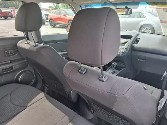 2013 Kia Soul Base (KNDJT2A58D7) with an 1.6L L4 DOHC 16V engine, 5-Speed Manual transmission, located at 1865 W 2nd St., Xenia, OH, 45385, (937) 372-7777, 39.681259, -83.961945 - **Discover the Perfect Wagon for Your Daily Adventures!** <br /> <br /> Are you looking for a versatile vehicle that can easily adapt to both your daily commutes and weekend getaways? Look no further than this 2013 Kia Soul, proudly offered by Jamestown Auto Sales, your trusted buy here pay here de - Photo#10