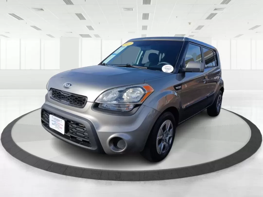 2013 Kia Soul Base (KNDJT2A58D7) with an 1.6L L4 DOHC 16V engine, 5-Speed Manual transmission, located at 1865 W 2nd St., Xenia, OH, 45385, (937) 372-7777, 39.681259, -83.961945 - **Discover the Perfect Wagon for Your Daily Adventures!** <br /> <br /> Are you looking for a versatile vehicle that can easily adapt to both your daily commutes and weekend getaways? Look no further than this 2013 Kia Soul, proudly offered by Jamestown Auto Sales, your trusted buy here pay here de - Photo#20