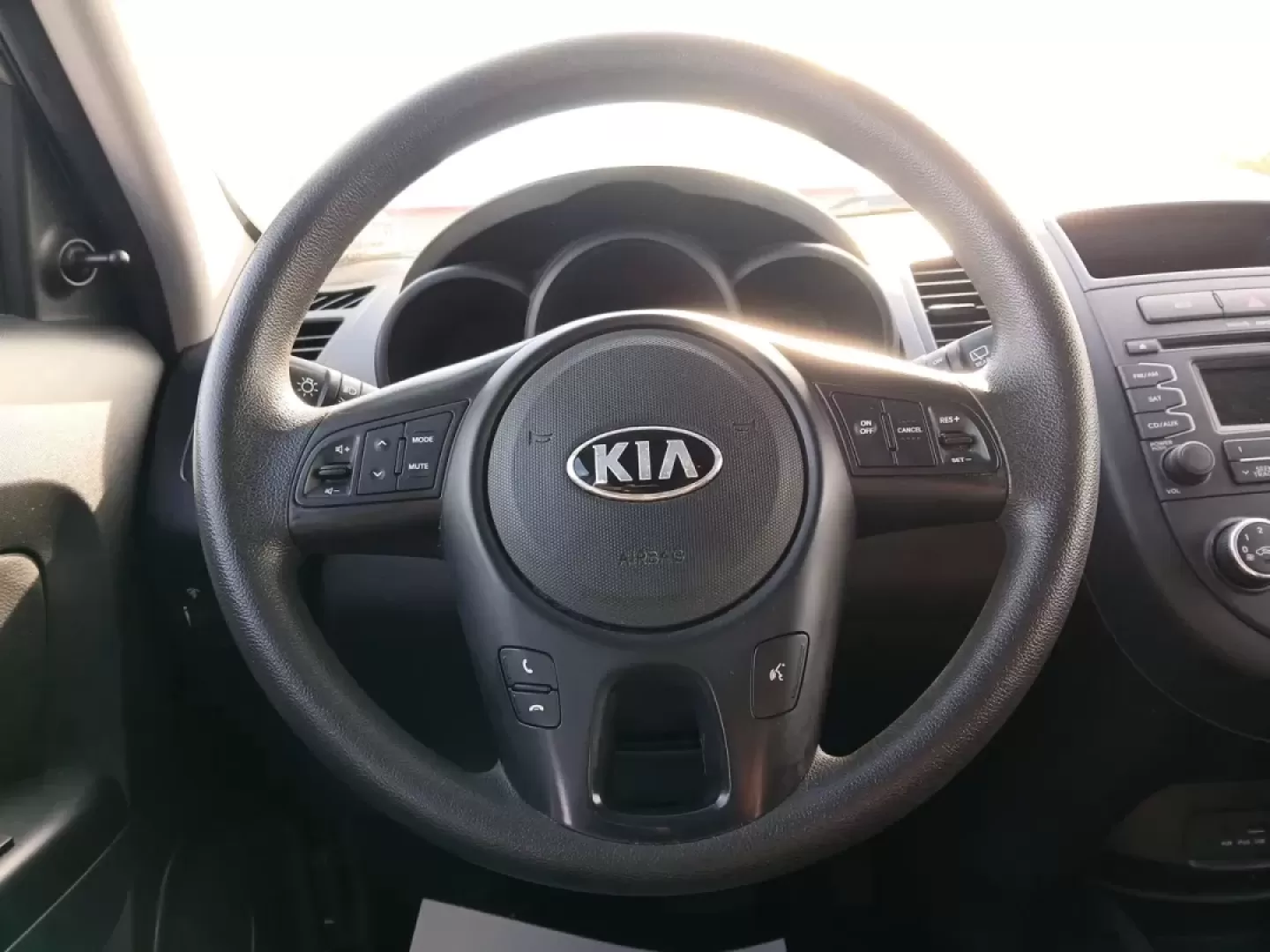 2013 Kia Soul Base (KNDJT2A58D7) with an 1.6L L4 DOHC 16V engine, 5-Speed Manual transmission, located at 1865 W 2nd St., Xenia, OH, 45385, (937) 372-7777, 39.681259, -83.961945 - **Discover the Perfect Wagon for Your Daily Adventures!** <br /> <br /> Are you looking for a versatile vehicle that can easily adapt to both your daily commutes and weekend getaways? Look no further than this 2013 Kia Soul, proudly offered by Jamestown Auto Sales, your trusted buy here pay here de - Photo#28