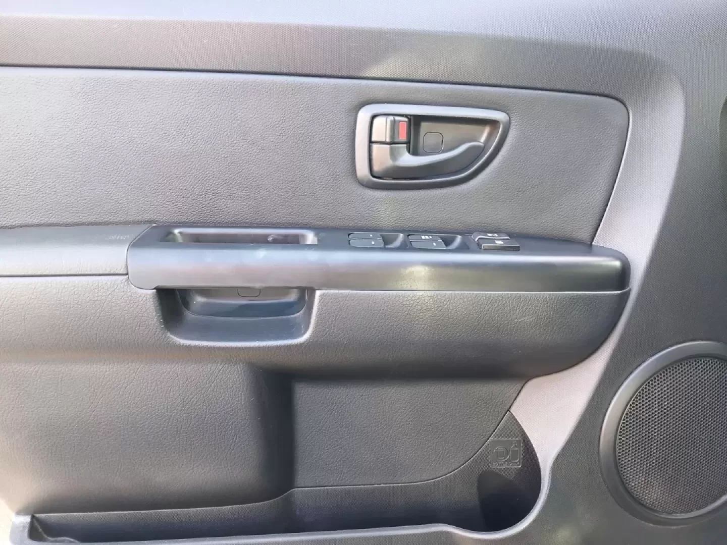 2013 Kia Soul Base (KNDJT2A58D7) with an 1.6L L4 DOHC 16V engine, 5-Speed Manual transmission, located at 1865 W 2nd St., Xenia, OH, 45385, (937) 372-7777, 39.681259, -83.961945 - **Discover the Perfect Wagon for Your Daily Adventures!** <br /> <br /> Are you looking for a versatile vehicle that can easily adapt to both your daily commutes and weekend getaways? Look no further than this 2013 Kia Soul, proudly offered by Jamestown Auto Sales, your trusted buy here pay here de - Photo#30