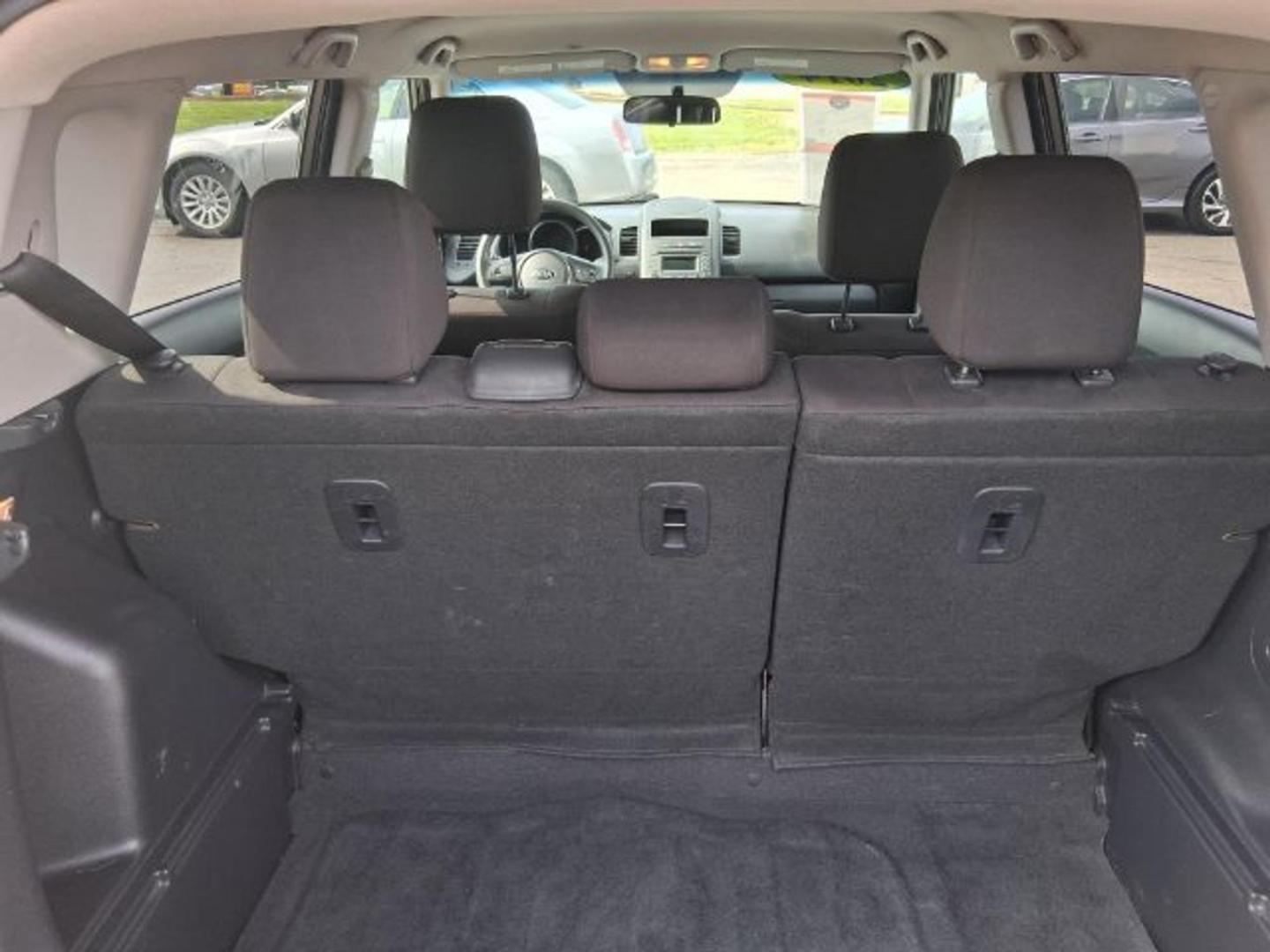 2013 Shadow Metallic Kia Soul Base (KNDJT2A58D7) with an 1.6L L4 DOHC 16V engine, 5-Speed Manual transmission, located at 1865 W 2nd St., Xenia, OH, 45385, (937) 372-7777, 39.681259, -83.961945 - Photo#11