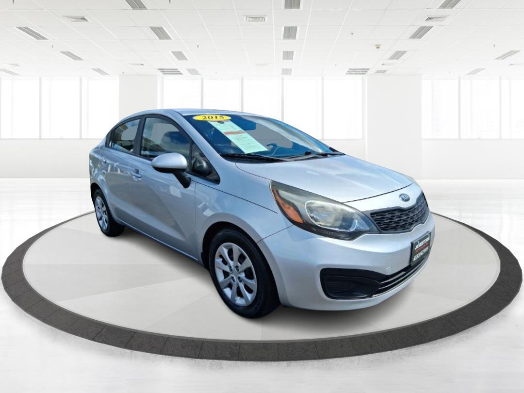 2015 Bright Silver Kia Rio LX (KNADM4A30F6) with an Gamma 1.6L I-4 gasoline direct injection engine, located at 1865 W 2nd St., Xenia, OH, 45385, (937) 372-7777, 39.681259, -83.961945 - Photo#0