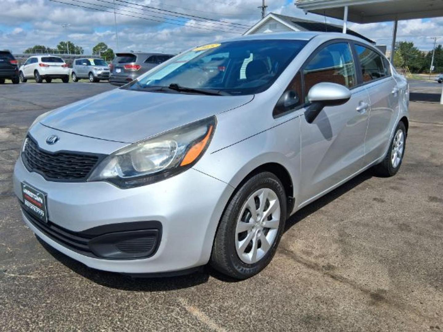 2015 Bright Silver Kia Rio LX (KNADM4A30F6) with an Gamma 1.6L I-4 gasoline direct injection engine, located at 1865 W 2nd St., Xenia, OH, 45385, (937) 372-7777, 39.681259, -83.961945 - Photo#1
