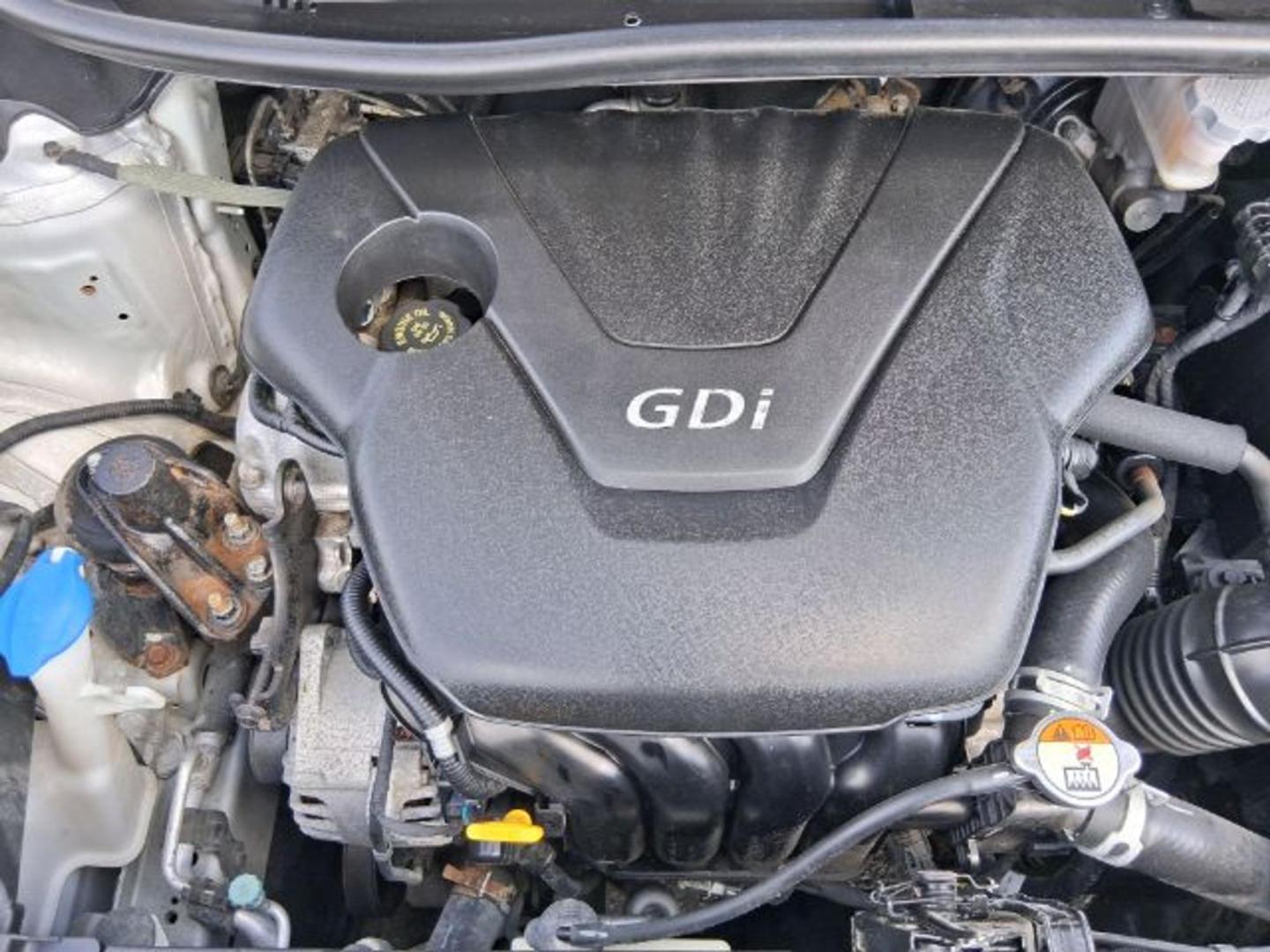 2015 Bright Silver Kia Rio LX (KNADM4A30F6) with an Gamma 1.6L I-4 gasoline direct injection engine, located at 1865 W 2nd St., Xenia, OH, 45385, (937) 372-7777, 39.681259, -83.961945 - Photo#12