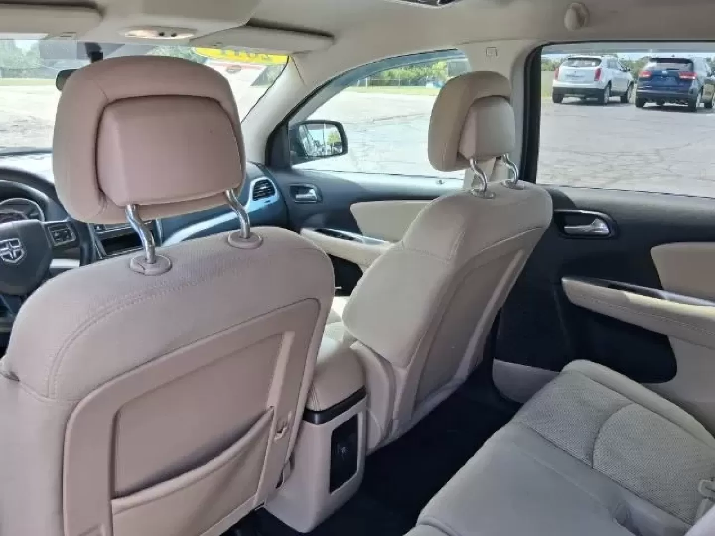 2011 Dodge Journey Mainstreet (3D4PG1FGXBT) with an 3.6L V-6 DOHC engine, located at 1865 W 2nd St., Xenia, OH, 45385, (937) 372-7777, 39.681259, -83.961945 - **Unlock Your Adventurous Family Lifestyle with the 2011 Dodge Journey from Jamestown Auto Sales!**<br /> <br /> Are you in search of a reliable, spacious SUV that fits your family's active lifestyle? Look no further than the 2011 Dodge Journey Mainstreet, available now at Jamestown Auto Sales in Xe - Photo#9