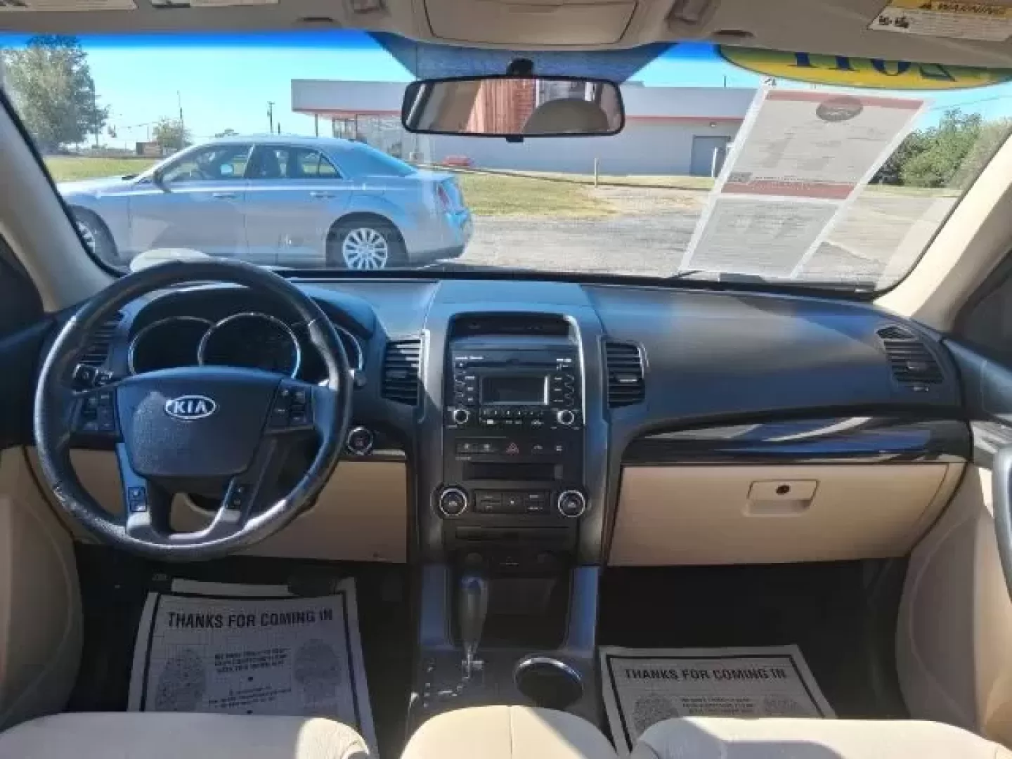 2011 Kia Sorento EX V6 (5XYKUDA22BG) with an 3.5L V-6 DOHC engine, located at 1865 W 2nd St., Xenia, OH, 45385, (937) 372-7777, 39.681259, -83.961945 - **Experience the Journey in Comfort and Style with the 2011 Kia Sorento!**<br /> <br /> Are you looking for a reliable vehicle that accommodates your active lifestyle while being budget-friendly? Look no further than this stunning 2011 Kia Sorento EX V6, available now at Jamestown Auto Sales, locate - Photo#7