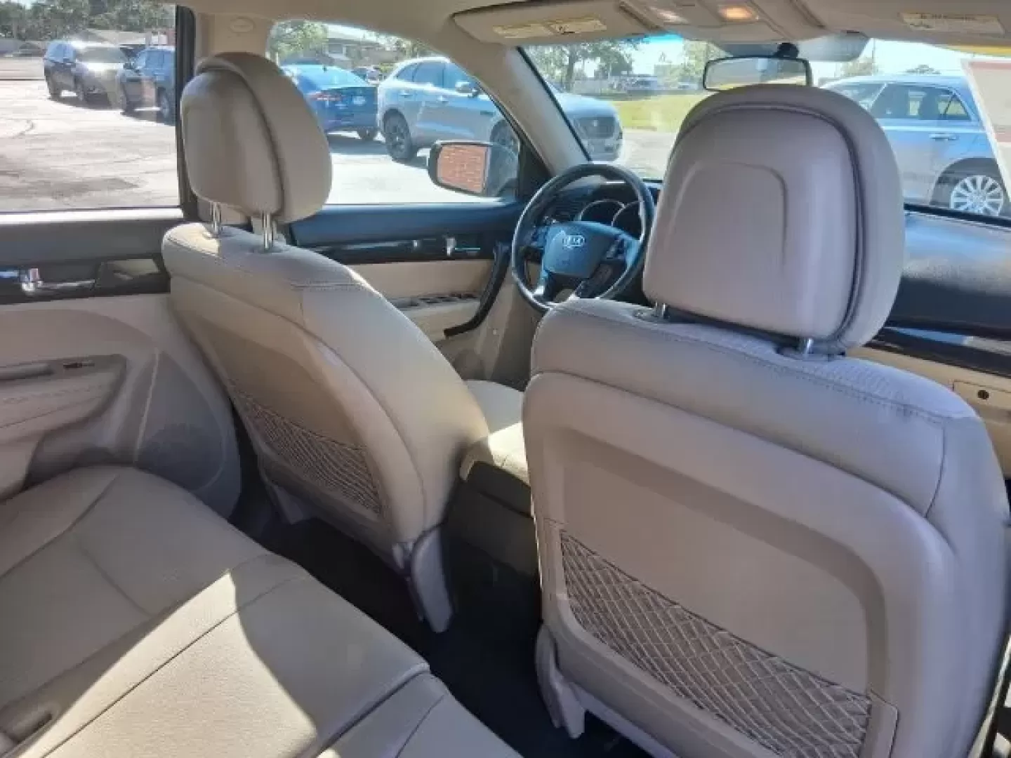 2011 Kia Sorento EX V6 (5XYKUDA22BG) with an 3.5L V-6 DOHC engine, located at 1865 W 2nd St., Xenia, OH, 45385, (937) 372-7777, 39.681259, -83.961945 - **Experience the Journey in Comfort and Style with the 2011 Kia Sorento!**<br /> <br /> Are you looking for a reliable vehicle that accommodates your active lifestyle while being budget-friendly? Look no further than this stunning 2011 Kia Sorento EX V6, available now at Jamestown Auto Sales, locate - Photo#10