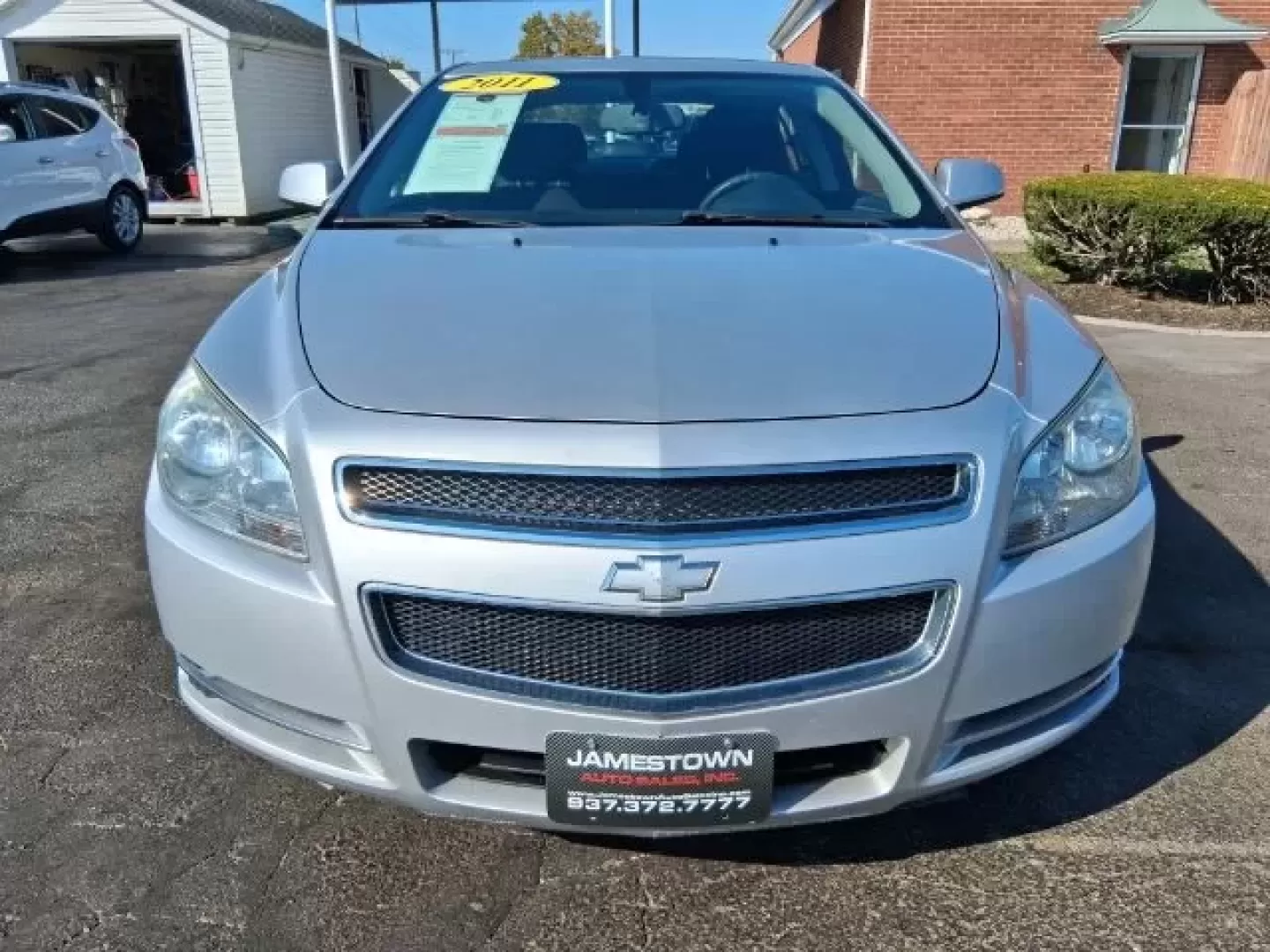 2011 Chevrolet Malibu 1LT (1G1ZC5E1XBF) with an Ecotec 2.4L I-4 DOHC engine, located at 1865 W 2nd St., Xenia, OH, 45385, (937) 372-7777, 39.681259, -83.961945 - **Discover Your Perfect Commuter Companion: 2011 Chevrolet Malibu 1LT at Jamestown Auto Sales!**<br /> <br /> Are you searching for a reliable vehicle that fits seamlessly into your daily routine? Look no further than this stunning 2011 Chevrolet Malibu 1LT, ideal for anyone seeking a dependable rid - Photo#4