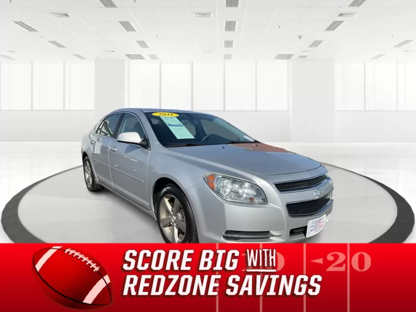 2011 Chevrolet Malibu 1LT (1G1ZC5E1XBF) with an Ecotec 2.4L I-4 DOHC engine, located at 1865 W 2nd St., Xenia, OH, 45385, (937) 372-7777, 39.681259, -83.961945 - **Discover Your Perfect Commuter Companion: 2011 Chevrolet Malibu 1LT at Jamestown Auto Sales!**<br /> <br /> Are you searching for a reliable vehicle that fits seamlessly into your daily routine? Look no further than this stunning 2011 Chevrolet Malibu 1LT, ideal for anyone seeking a dependable rid - Photo#0