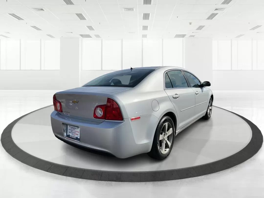 2011 Chevrolet Malibu 1LT (1G1ZC5E1XBF) with an Ecotec 2.4L I-4 DOHC engine, located at 1865 W 2nd St., Xenia, OH, 45385, (937) 372-7777, 39.681259, -83.961945 - **Discover Your Perfect Commuter Companion: 2011 Chevrolet Malibu 1LT at Jamestown Auto Sales!**<br /> <br /> Are you searching for a reliable vehicle that fits seamlessly into your daily routine? Look no further than this stunning 2011 Chevrolet Malibu 1LT, ideal for anyone seeking a dependable rid - Photo#15