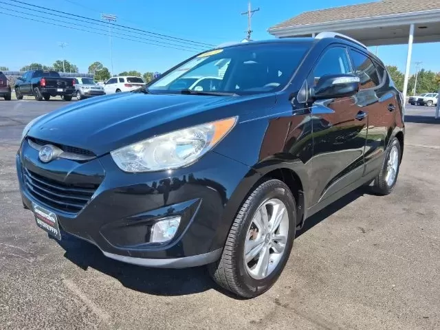 2013 Hyundai Tucson GLS (KM8JU3AC4DU) with an Theta II 2.4L I-4 DOHC engine, located at 1865 W 2nd St., Xenia, OH, 45385, (937) 372-7777, 39.681259, -83.961945 - **Discover Adventure with the 2013 Hyundai Tucson GLS at Jamestown Auto Sales!**<br /> <br /> Are you ready to elevate your daily commute or embark on weekend adventures? At Jamestown Auto Sales, we understand that your vehicle plays a vital role in your lifestyle. That's why we're excited to presen - Photo#1