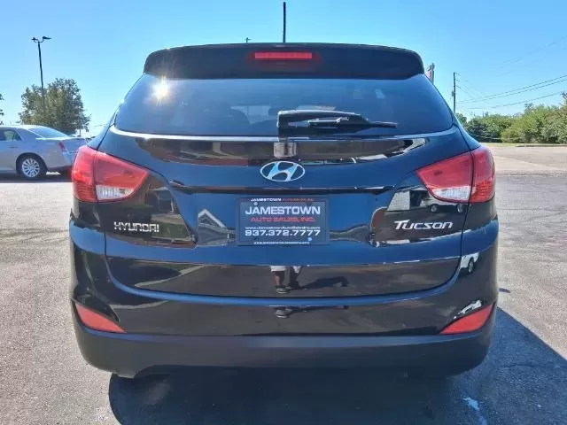 2013 Hyundai Tucson GLS (KM8JU3AC4DU) with an Theta II 2.4L I-4 DOHC engine, located at 1865 W 2nd St., Xenia, OH, 45385, (937) 372-7777, 39.681259, -83.961945 - **Discover Adventure with the 2013 Hyundai Tucson GLS at Jamestown Auto Sales!**<br /> <br /> Are you ready to elevate your daily commute or embark on weekend adventures? At Jamestown Auto Sales, we understand that your vehicle plays a vital role in your lifestyle. That's why we're excited to presen - Photo#5