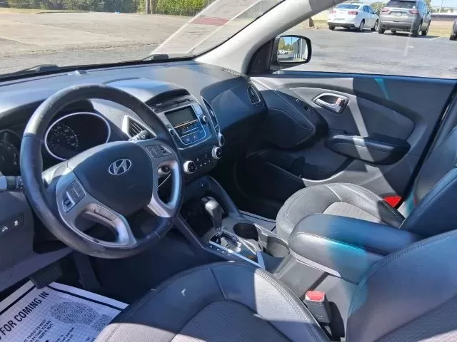 2013 Hyundai Tucson GLS (KM8JU3AC4DU) with an Theta II 2.4L I-4 DOHC engine, located at 1865 W 2nd St., Xenia, OH, 45385, (937) 372-7777, 39.681259, -83.961945 - **Discover Adventure with the 2013 Hyundai Tucson GLS at Jamestown Auto Sales!**<br /> <br /> Are you ready to elevate your daily commute or embark on weekend adventures? At Jamestown Auto Sales, we understand that your vehicle plays a vital role in your lifestyle. That's why we're excited to presen - Photo#6