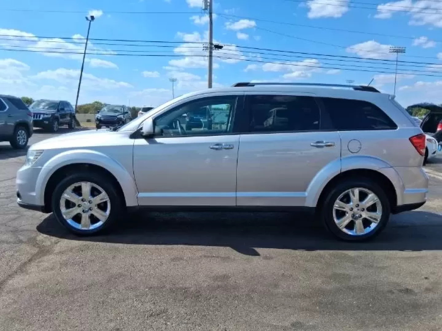 2013 Dodge Journey Crew (3C4PDCDG9DT) with an 3.6L V6 DOHC 24V engine, 6-Speed Automatic transmission, located at 1865 W 2nd St., Xenia, OH, 45385, (937) 372-7777, 39.681259, -83.961945 - **Discover Your Next Adventure with the 2013 Dodge Journey at Jamestown Auto Sales!**<br /> <br /> Are you ready to elevate your family road trips or weekend getaways? The 2013 Dodge Journey, available now at Jamestown Auto Sales, is the versatile SUV you've been searching for. With ample space, cut - Photo#2