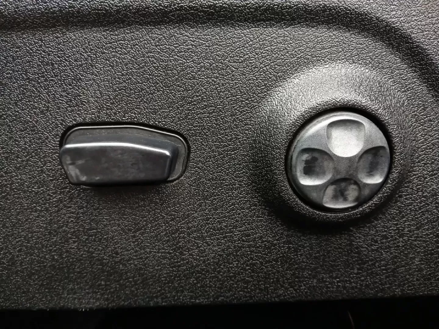 2013 Dodge Journey Crew (3C4PDCDG9DT) with an 3.6L V6 DOHC 24V engine, 6-Speed Automatic transmission, located at 1865 W 2nd St., Xenia, OH, 45385, (937) 372-7777, 39.681259, -83.961945 - **Discover Your Next Adventure with the 2013 Dodge Journey at Jamestown Auto Sales!**<br /> <br /> Are you ready to elevate your family road trips or weekend getaways? The 2013 Dodge Journey, available now at Jamestown Auto Sales, is the versatile SUV you've been searching for. With ample space, cut - Photo#31